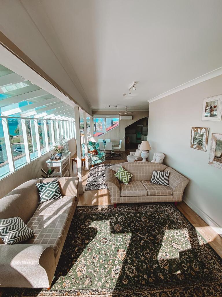 Stella's Dromana Hotel photo 4