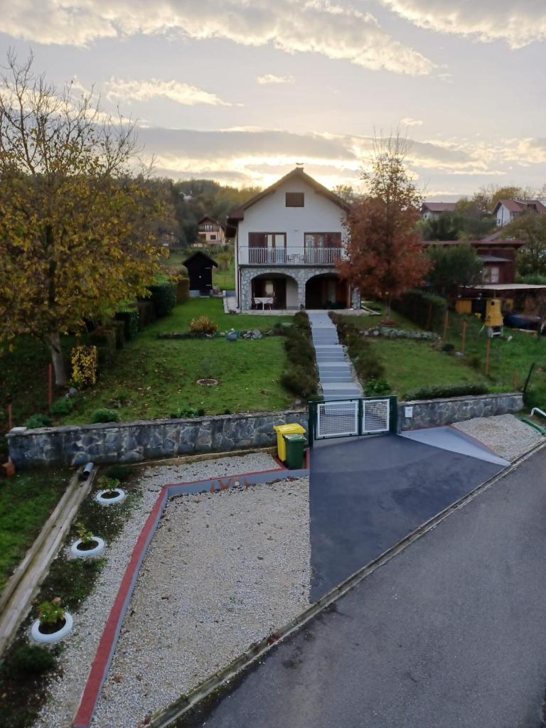 Kuća za odmor VB-IDRO photo 2