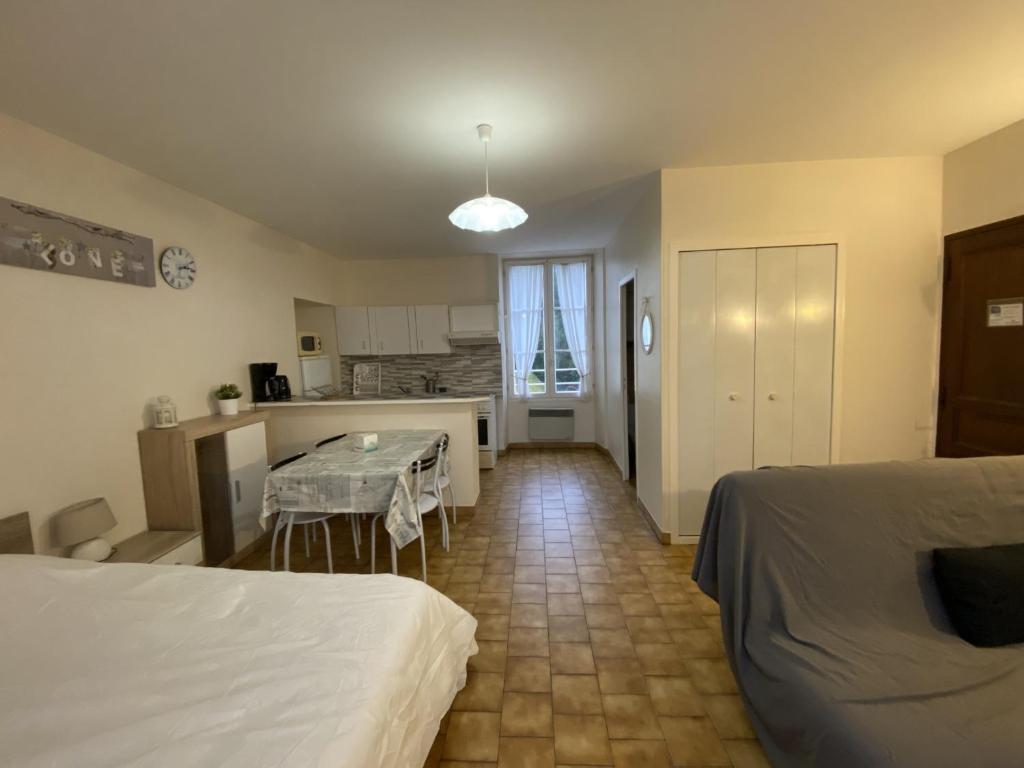 Studio La Roche-Posay, 1 pièce, 3 personnes - FR-1-541-59 photo 3