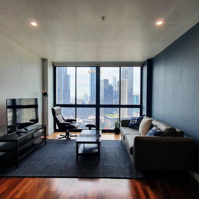 Melbourne Luxury Penthouse in prime location photo 4
