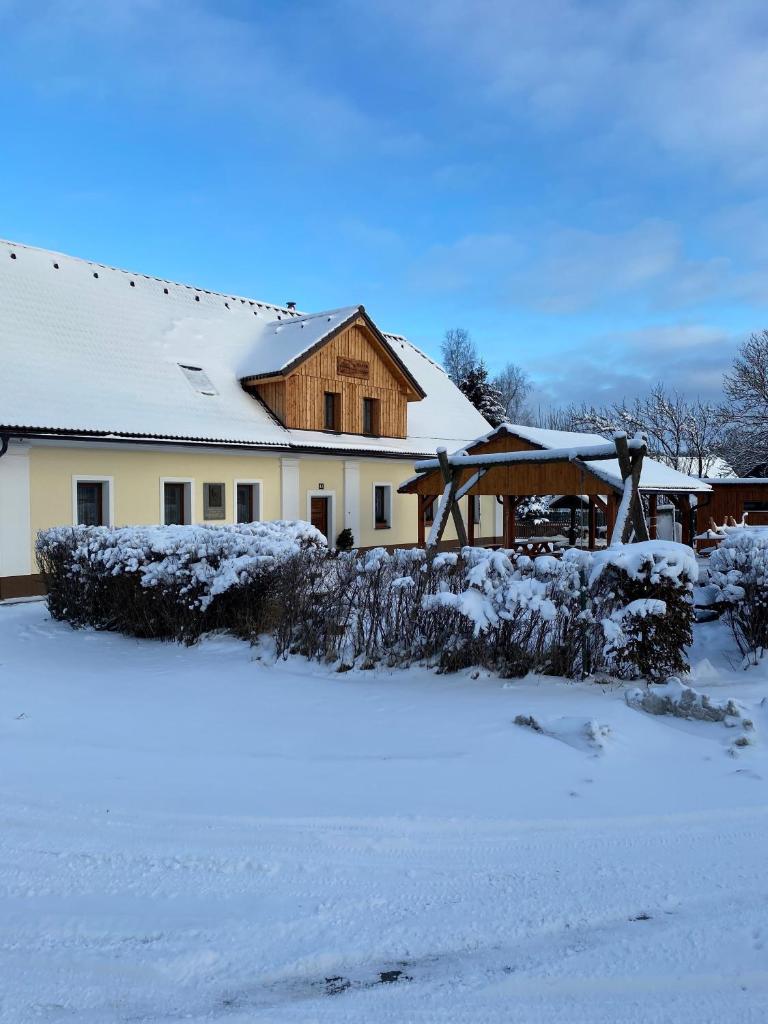 Penzion Stanice lyžařů Fryšava photo 1