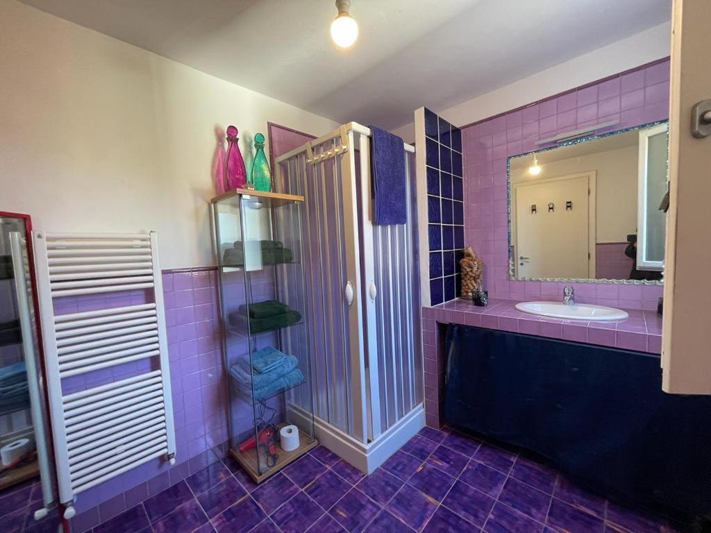 CAMERE private photo 3