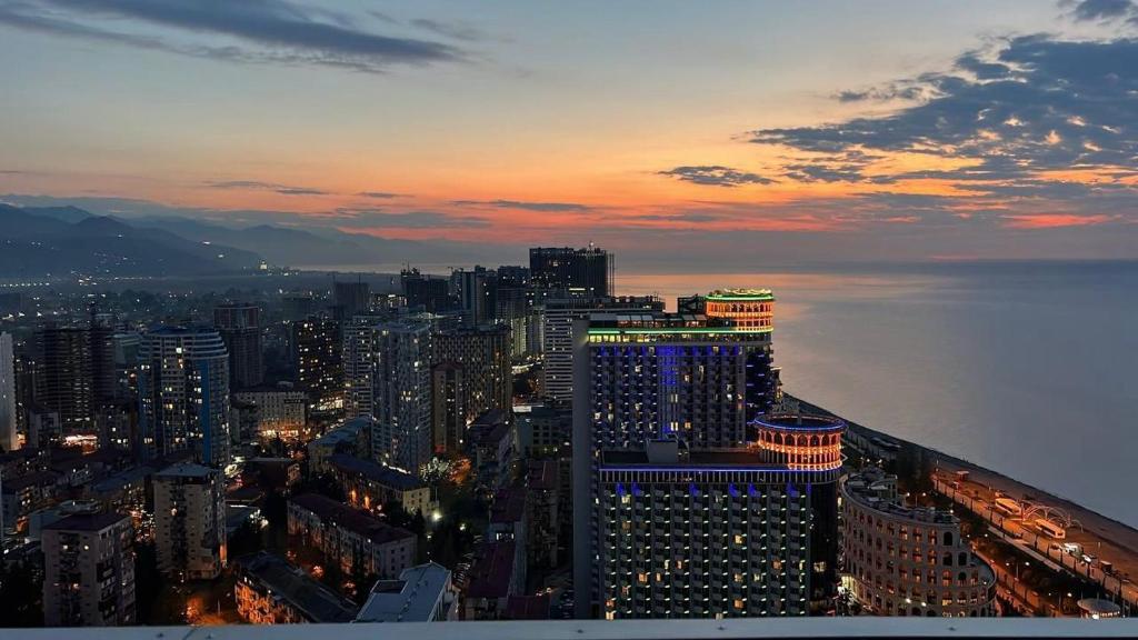 Orbi City apartment 40 этаж