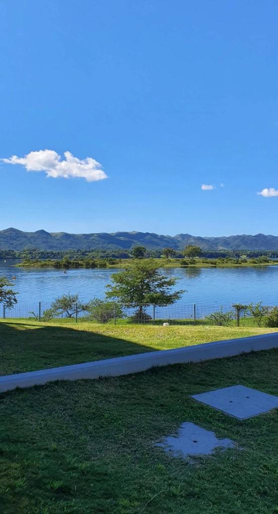 Departamento Country Puerto del Águila- Lago los Molinos