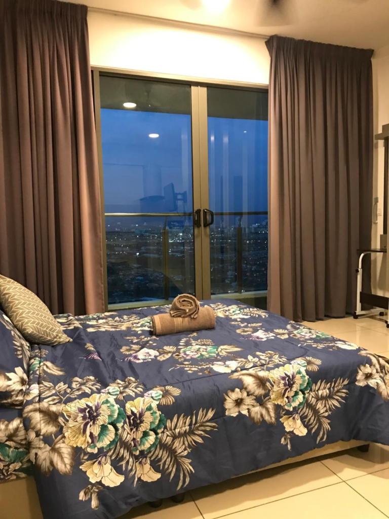 Evo Soho Studio Suites Bangi by Molek Homestay -Pool or City View photo 4