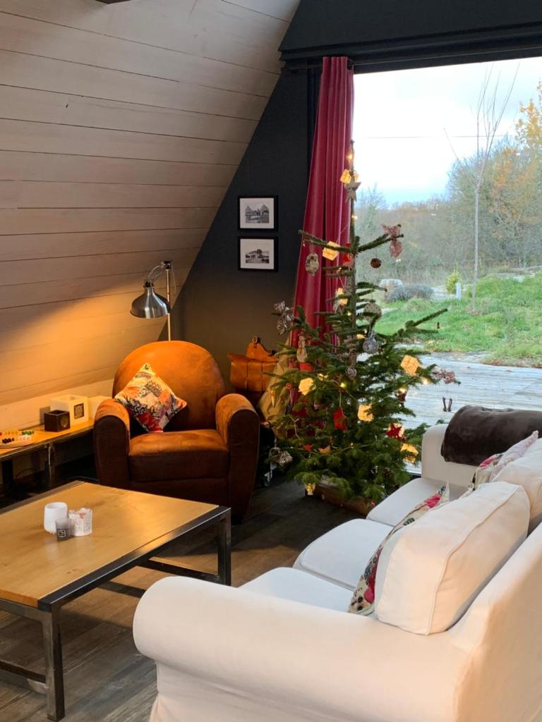 Les Trigones du Causse -Maison atypique avec Piscine Privée photo 2