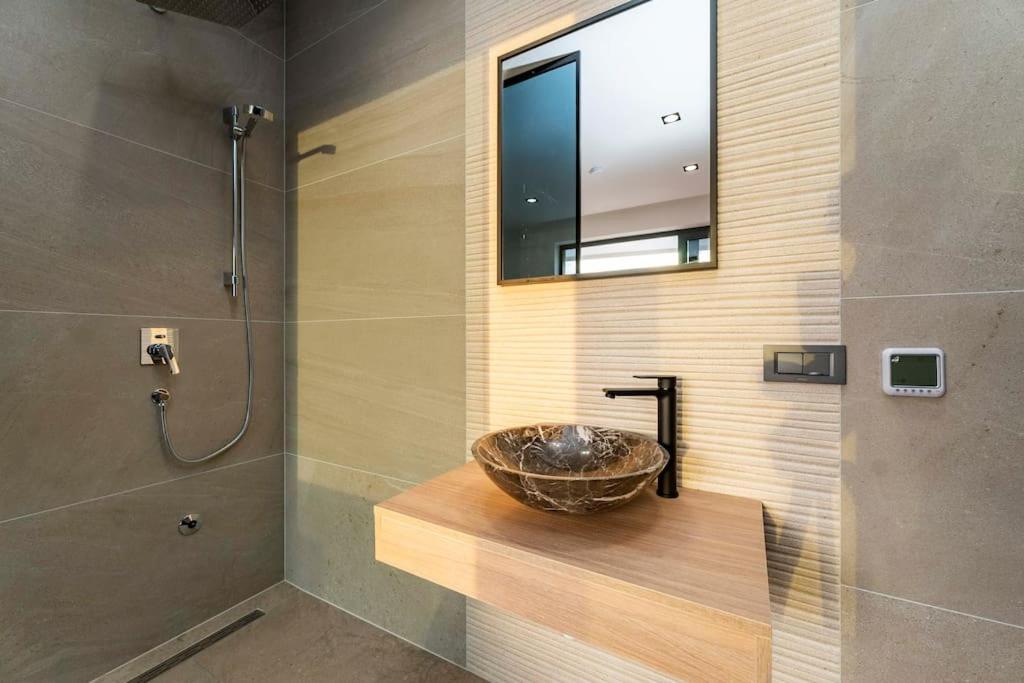 Villa Leonie, luxury villa with private pool photo 2