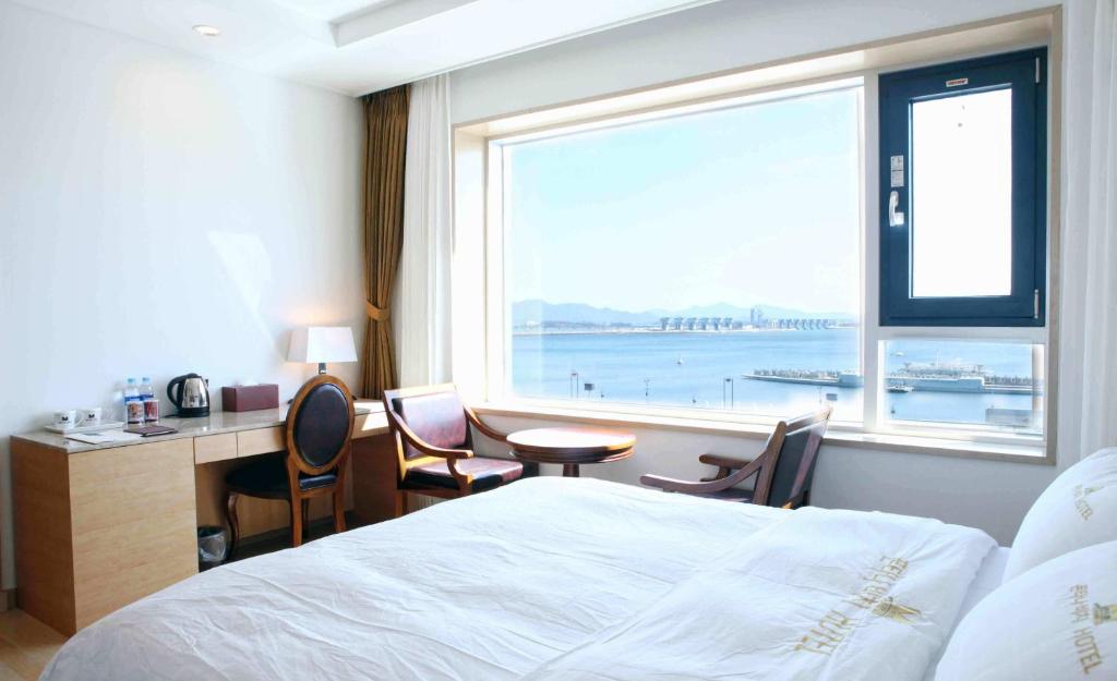 Fontana Beach Hotel photo 2