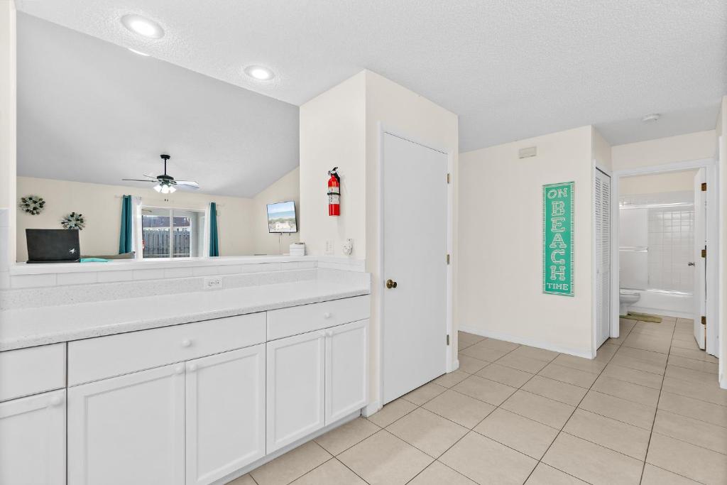 Seaside Bliss - Duplex Oasis with Heated Pool Steps to Paradise Beach! photo 4