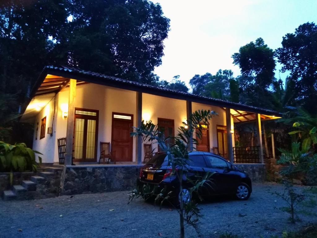 SKY Clouds Residencies Hikkaduwa photo 4