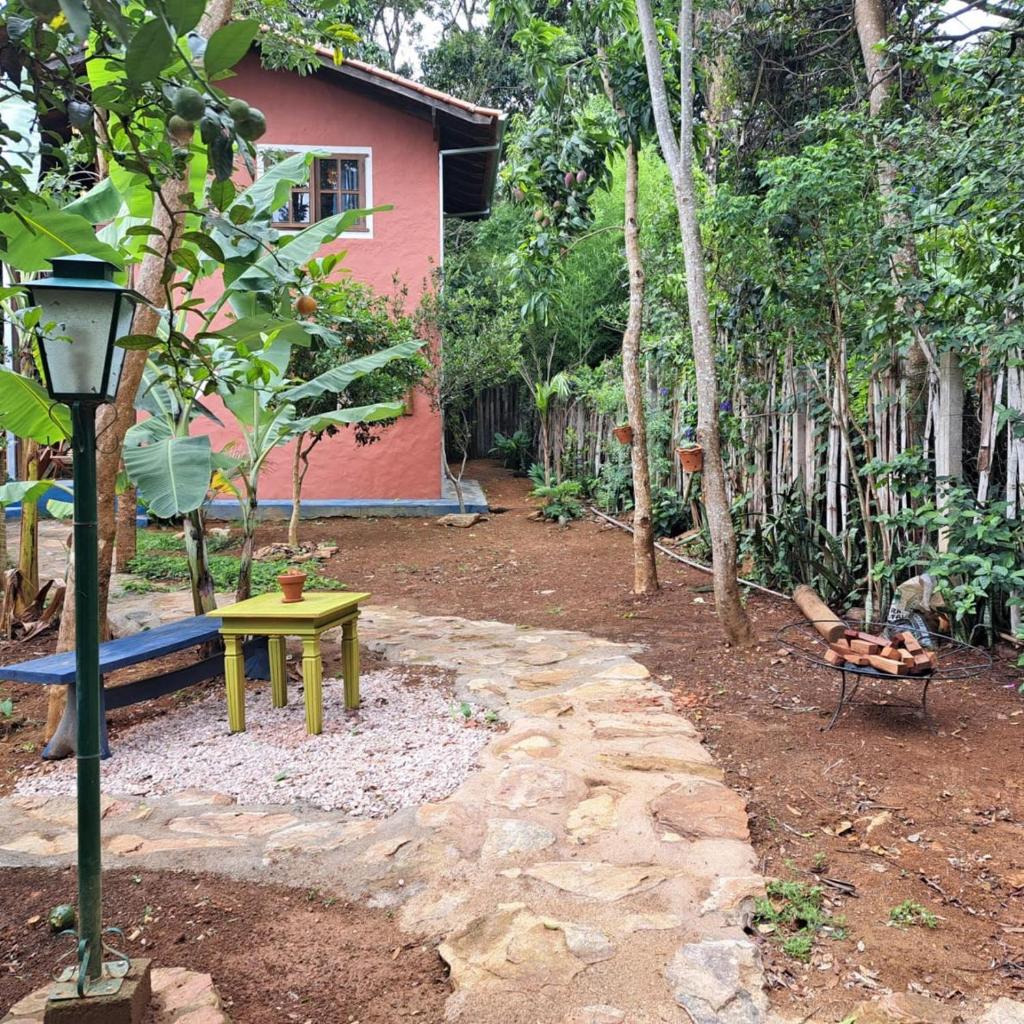 Suite Solteiro Cristal Rosa, Suites Ananda