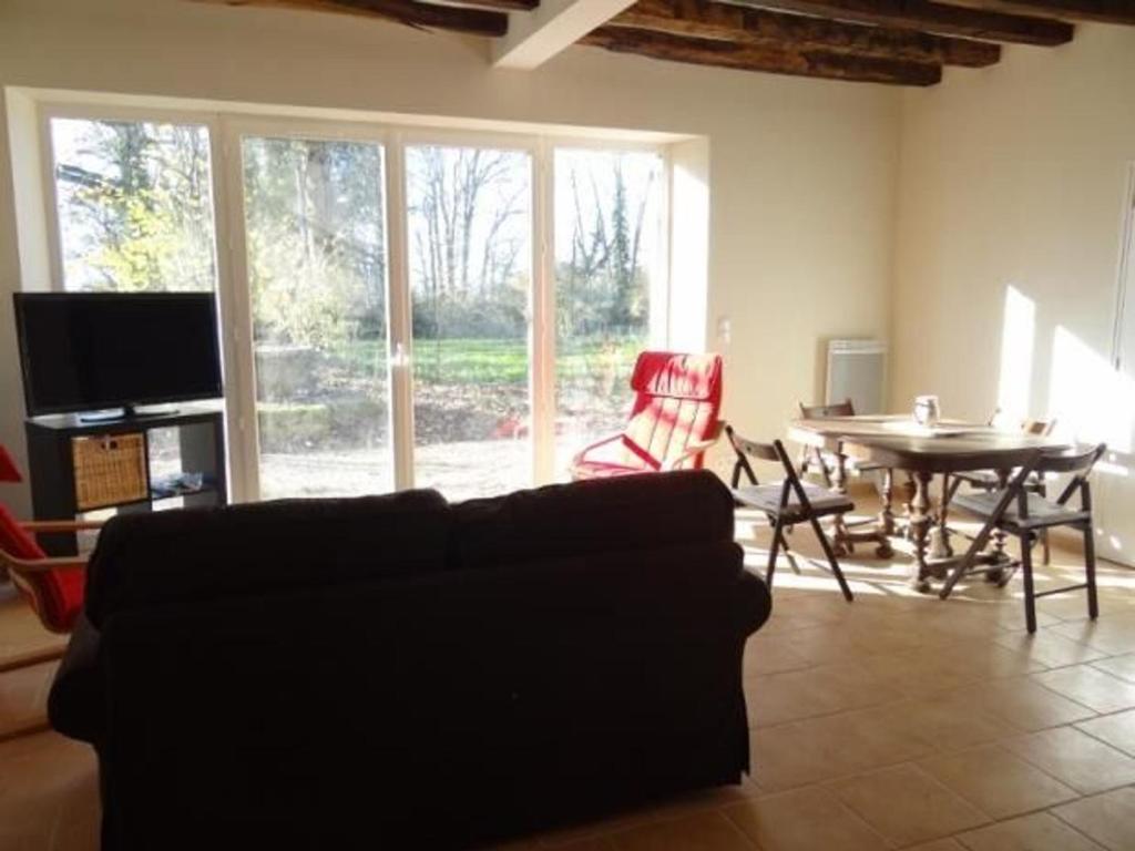 Gîte La Bazoge, 6 pièces, 10 personnes - FR-1-410-213 photo 2