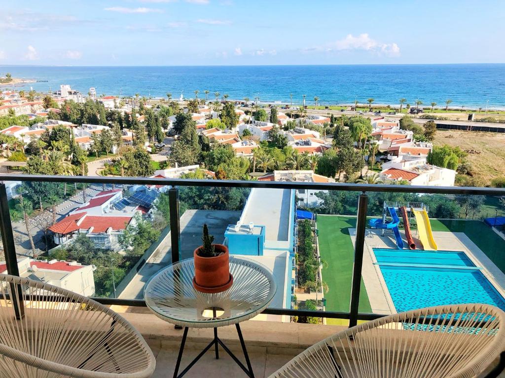 Amazing seaview studio with pool-steps away beach photo 1