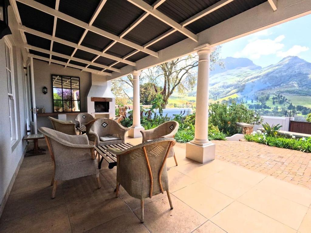 Banhoek Corner Guesthouse photo 3