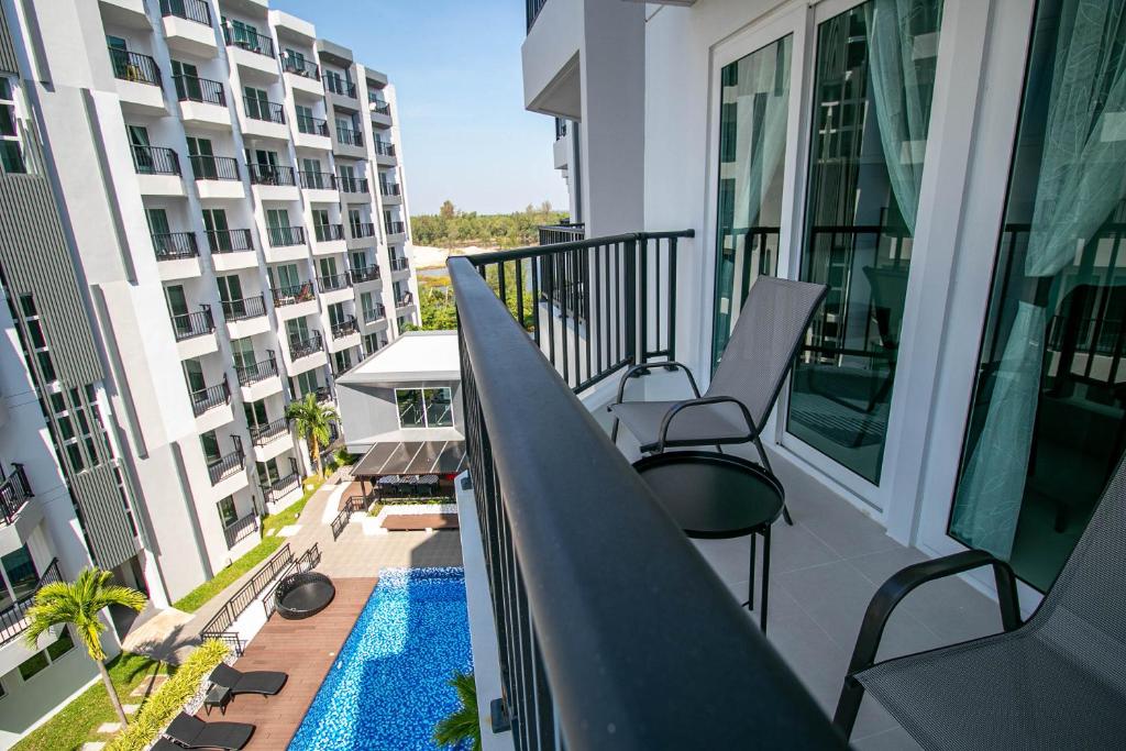 Mantra Beach Condominium Suite 2 - Mae Phim Room Type - Deluxe Queen Suite
