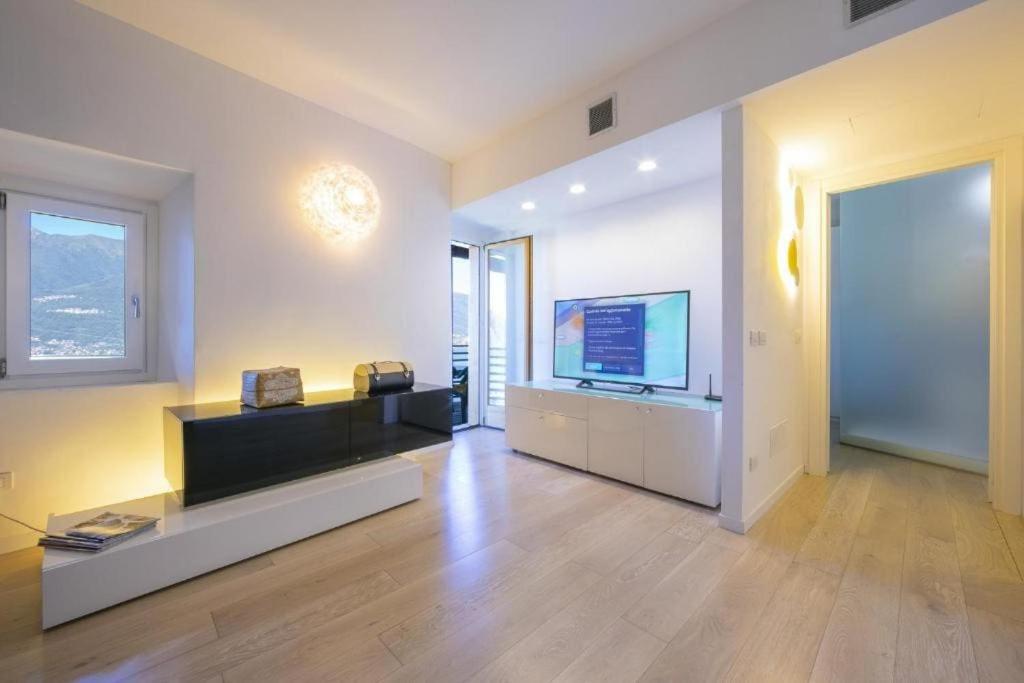 poolside apartment Cristina photo 2