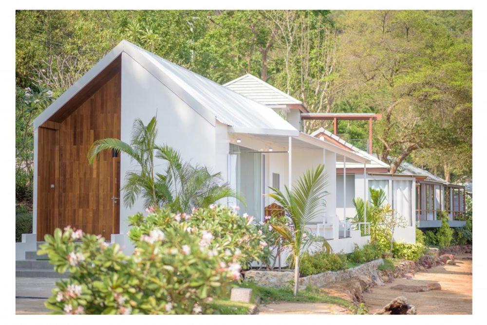 Seashell Village Resort photo 1