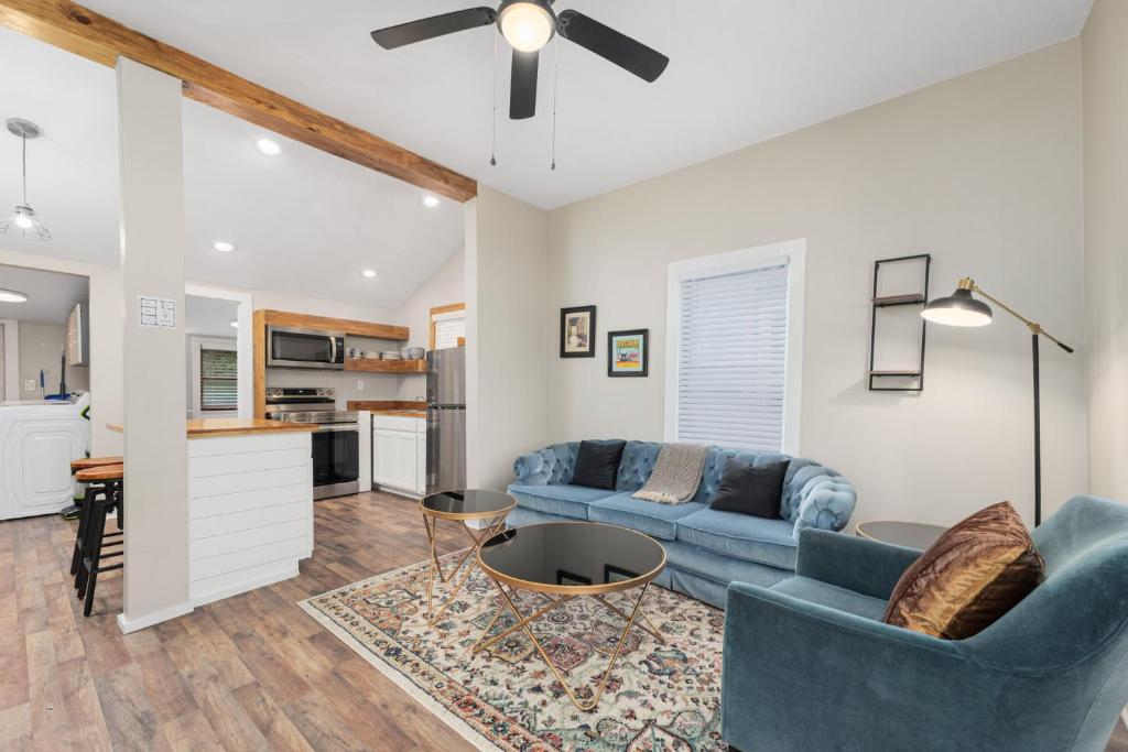 Uptown Cottage Unit B image