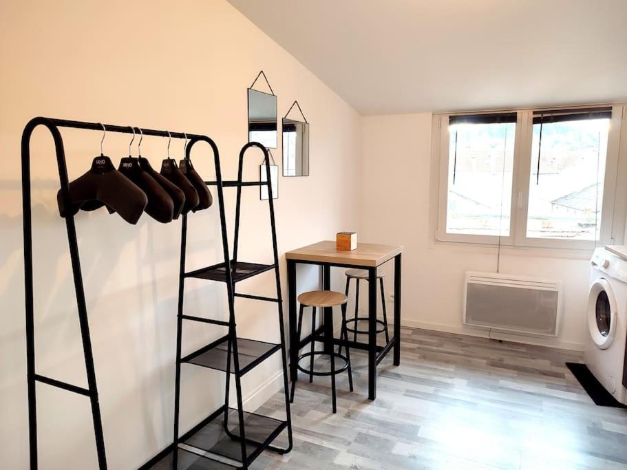 Studio rue Leopold bourg photo 2