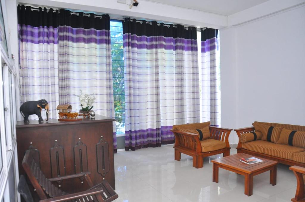 Sasiri lanka Room and Apartment