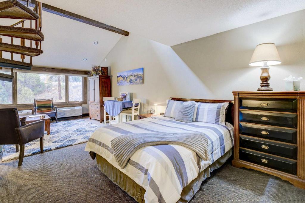 Durango Lofted Studio Near Hiking and Golf! photo 1