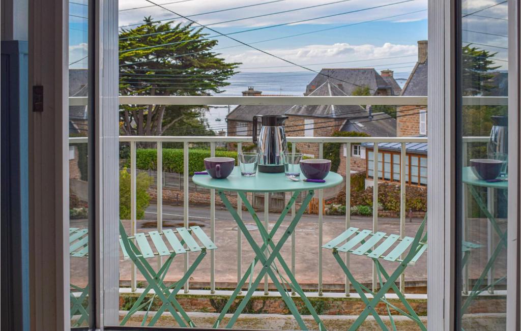 Stunning Apartment In Trebeurden With Wifi And 1 Bedrooms photo 1