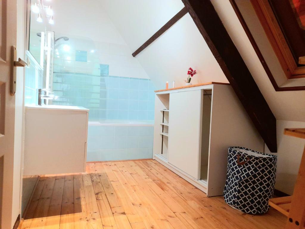 Le Nid d'hirondelles - Appartement de caractère hypercentre au calme photo 4