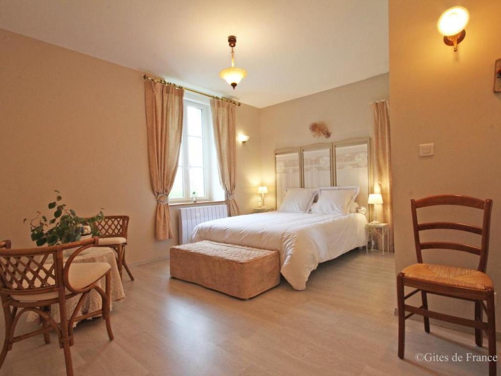 Gîte Le Pin-la-Garenne, 3 pièces, 4 personnes - FR-1-497-169 photo 4