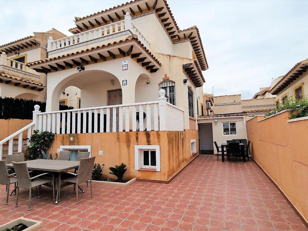 Stunning holiday home in Cabo Roig not far from the beach photo 2