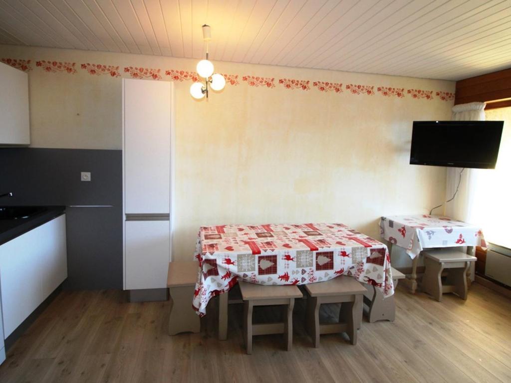 Appartement Auris, 2 pièces, 8 personnes - FR-1-297-102 photo 3