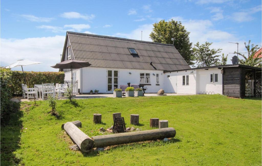 Beautiful Home In Sams With 4 Bedrooms And Wifi