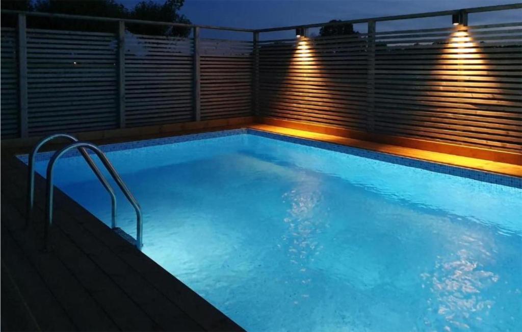 Nice Home In Laholm With 4 Bedrooms, Wifi And Heated Swimming Pool photo 2