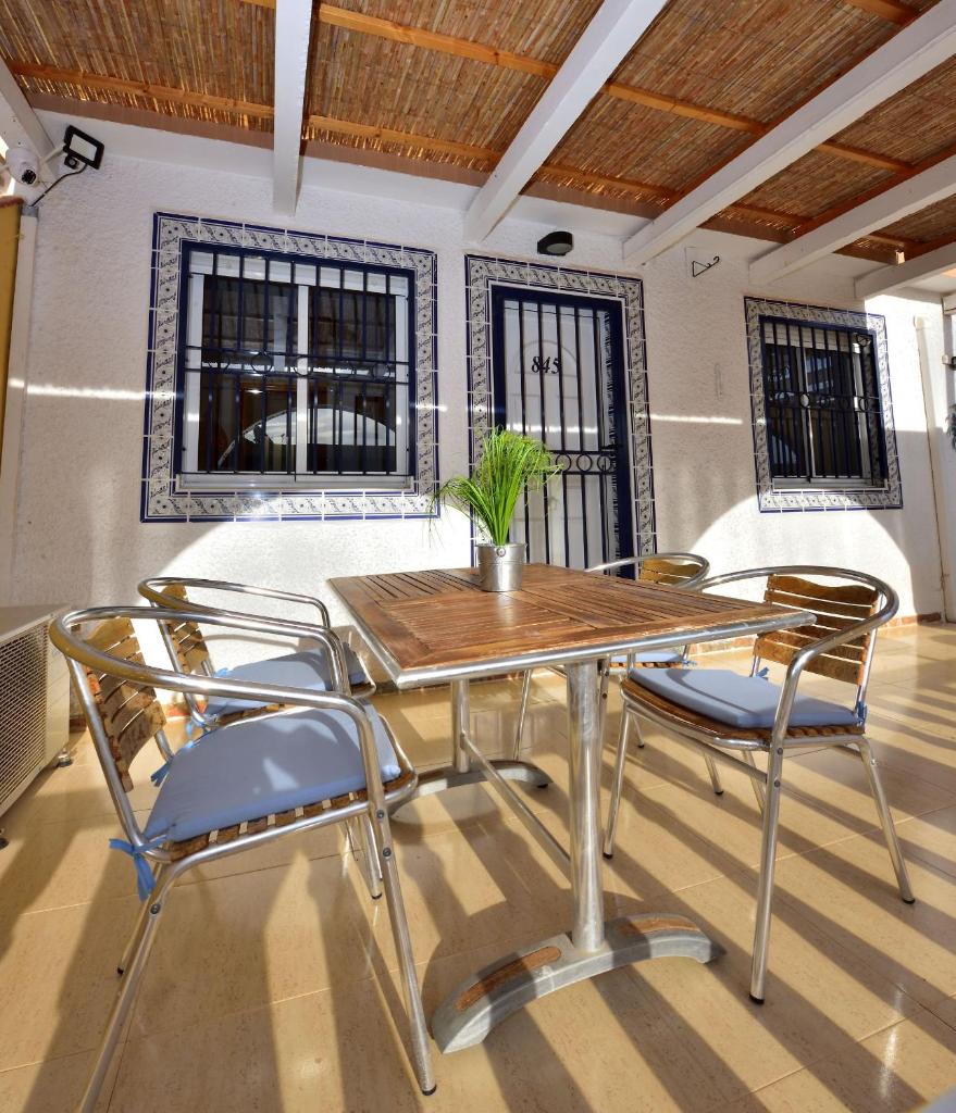 Lovely 3-Bed Bungalow in Camposol Mazarron Spain photo 3