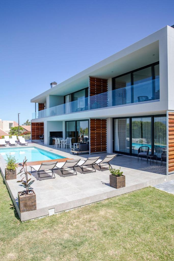 Hilltop Bayview Luxury Apartments photo 3