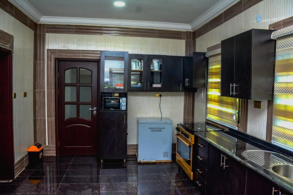 Allover guesthouse Apo photo 4