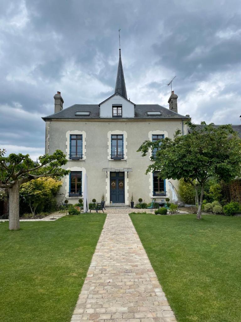 Clos Sanouva, Agapanthe