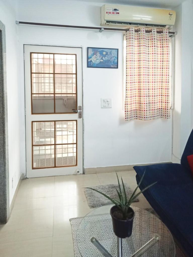 House 44 1BHK photo 2