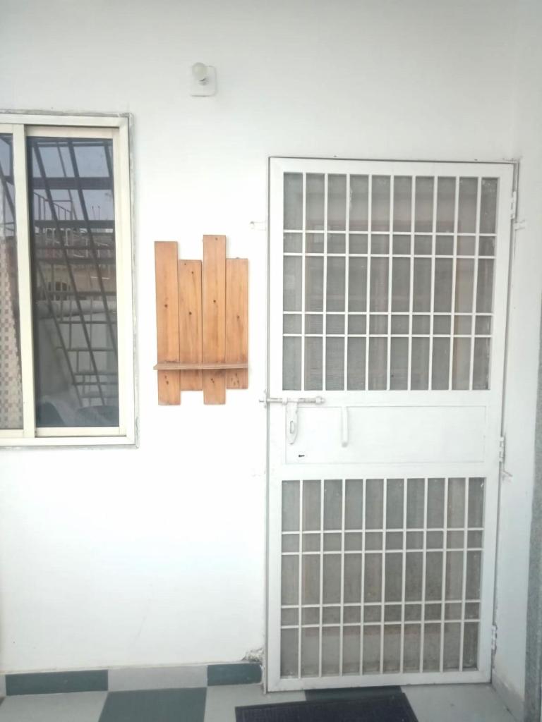 House 44 1BHK photo 1