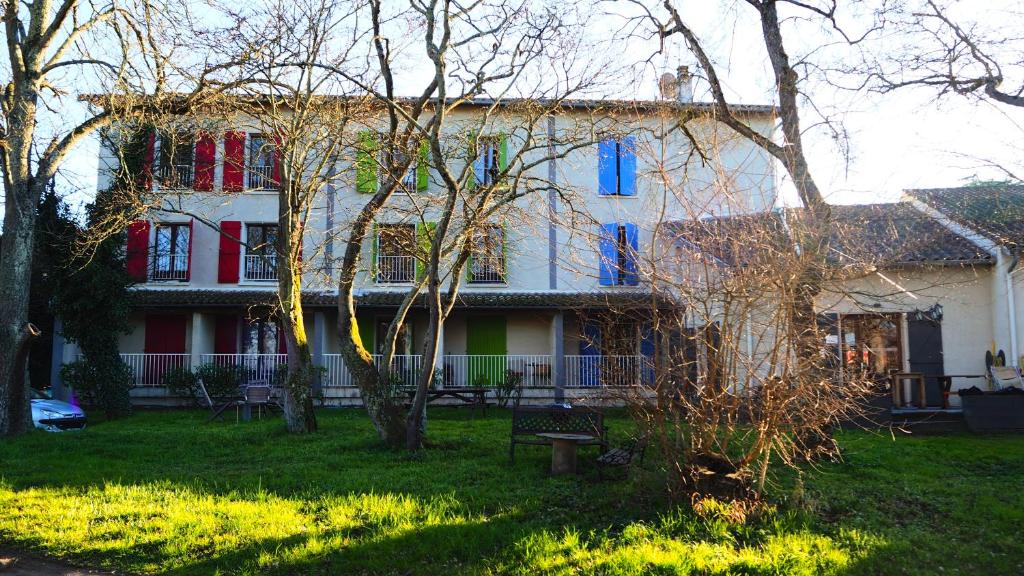Friendly Auberge photo 2