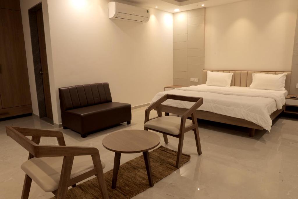 The Presidential Suites photo 2