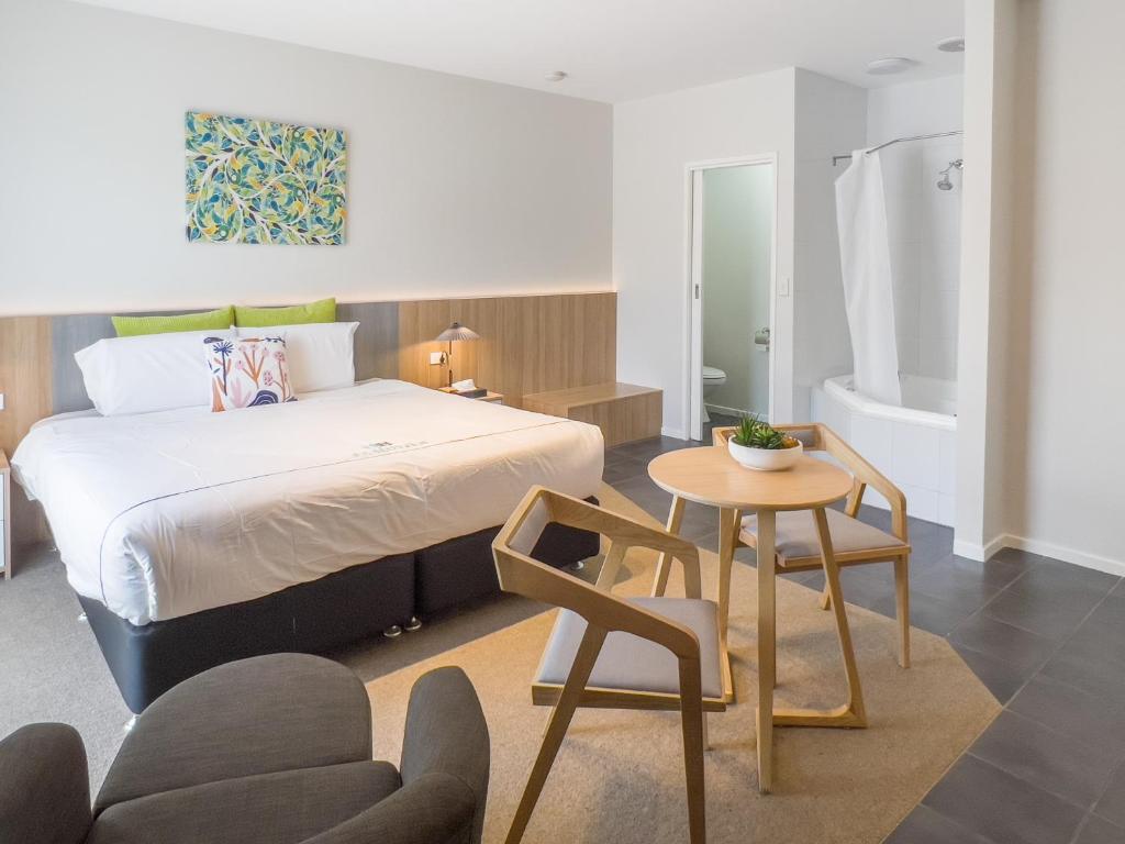 A1 Motels and Apartments Port Fairy photo 1