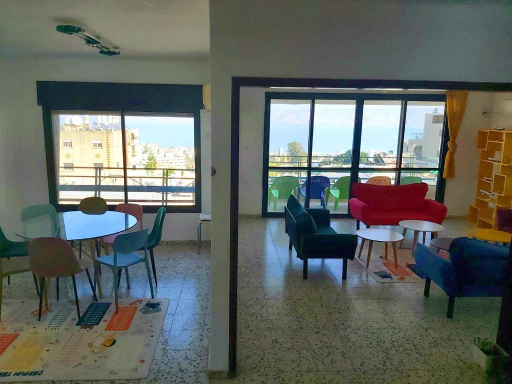 turtle guesthouse- tiberias photo 4