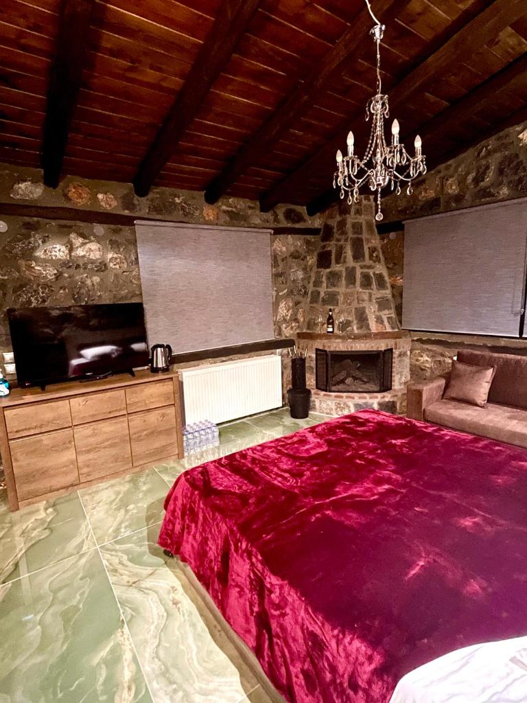 CHALET LUXURY VILLA BY MAKHOME 2
