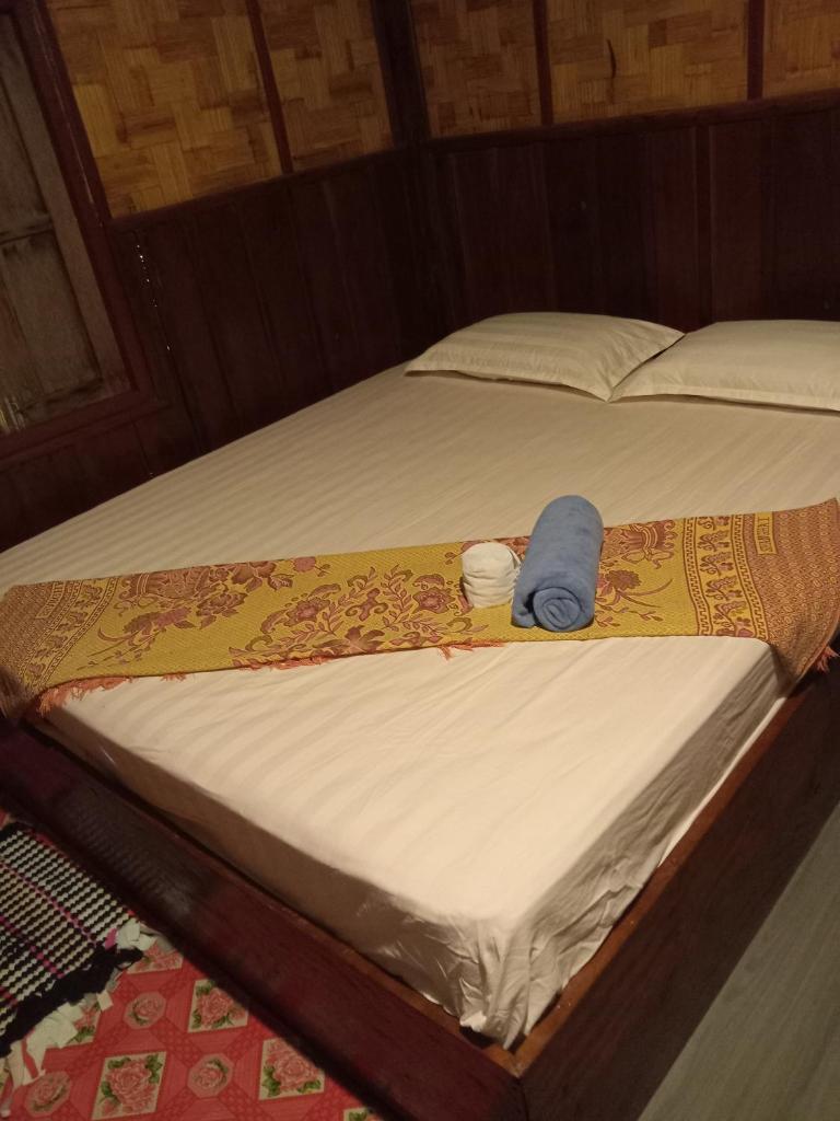 Mr.Bounhome Guesthouse and restaurant