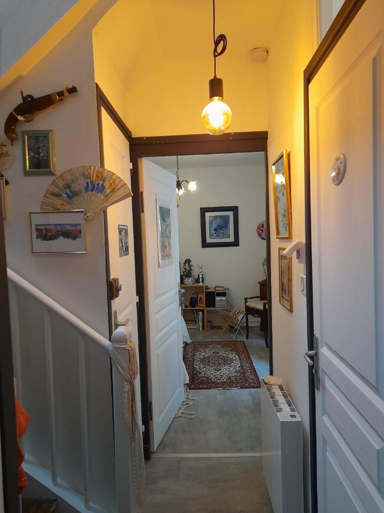 La chambre de Garance et ses couleurs d'art photo 4