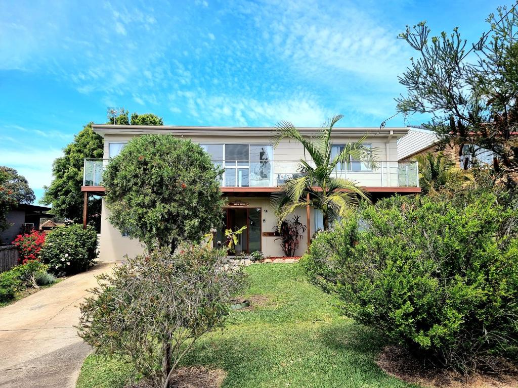 Batehaven Beach house photo 1