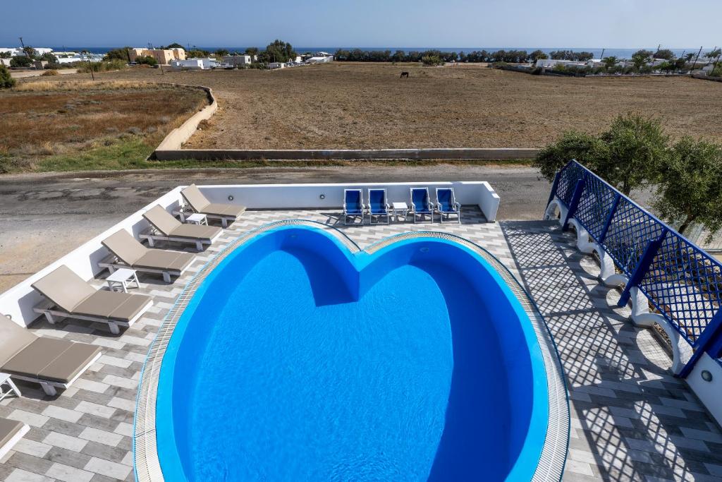Honeymoon Beach Studios photo 3