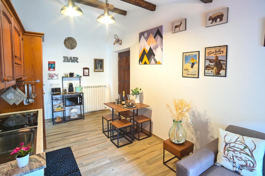 [ROCCARASO - ROCCACINQUEMIGLIA ] Pav Chalet photo 4