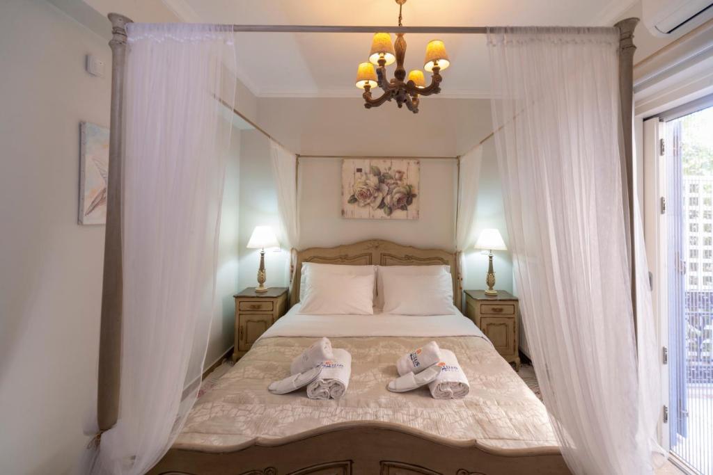 Nautilus Luxury Suites photo 3