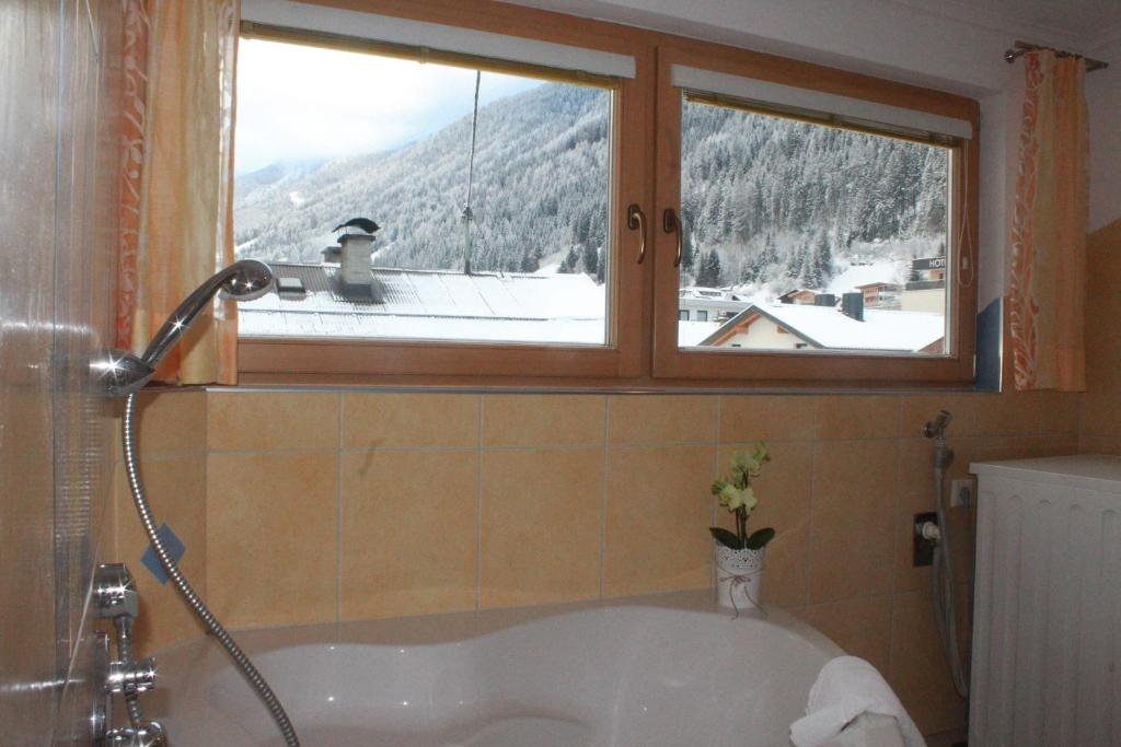 Edelweiss Apartments 200m zum Lift photo 2